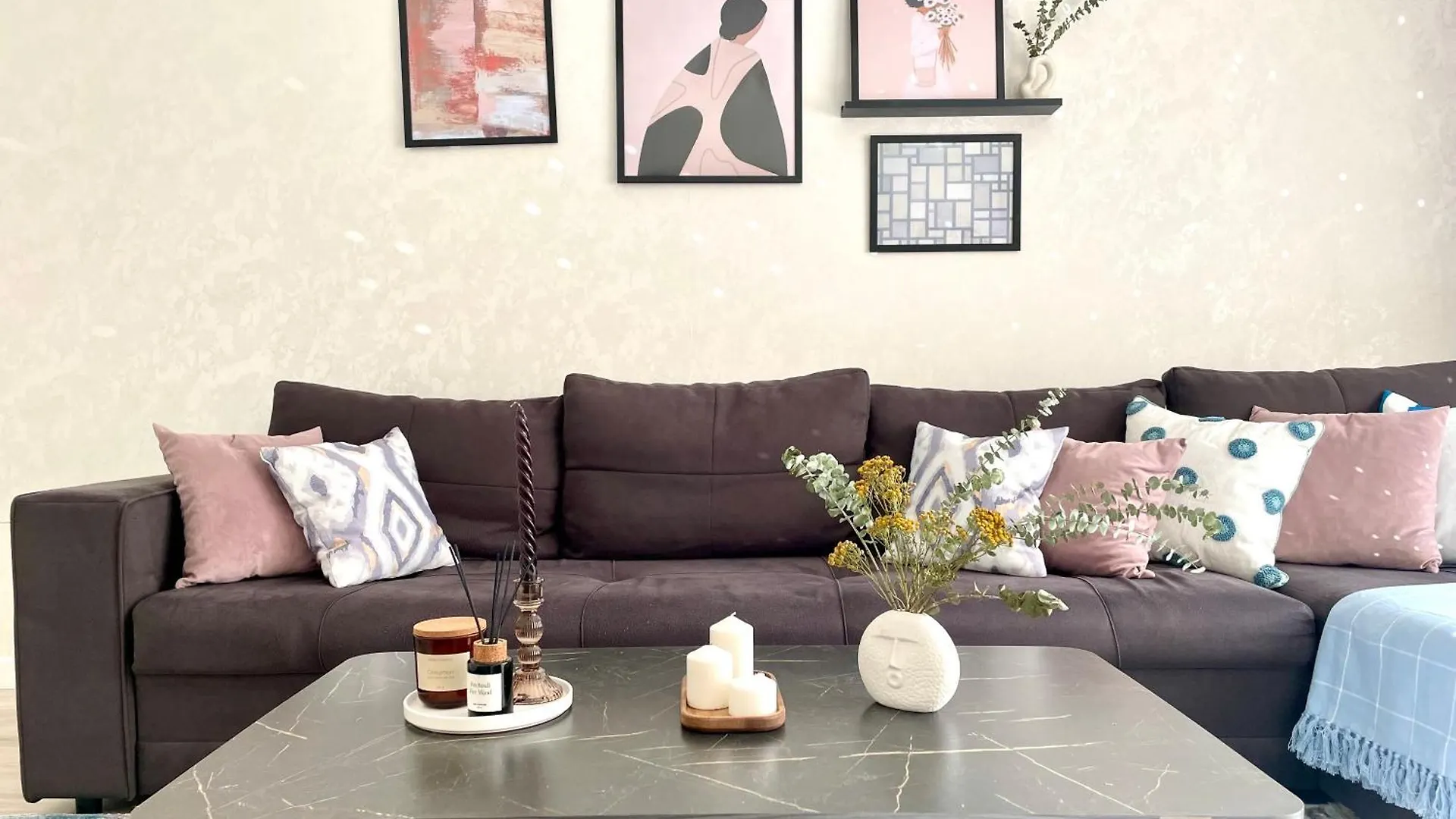 Жк Бизнес Класса 4You Рядом Трц Mega По Розыбакеива Almaty Apartment